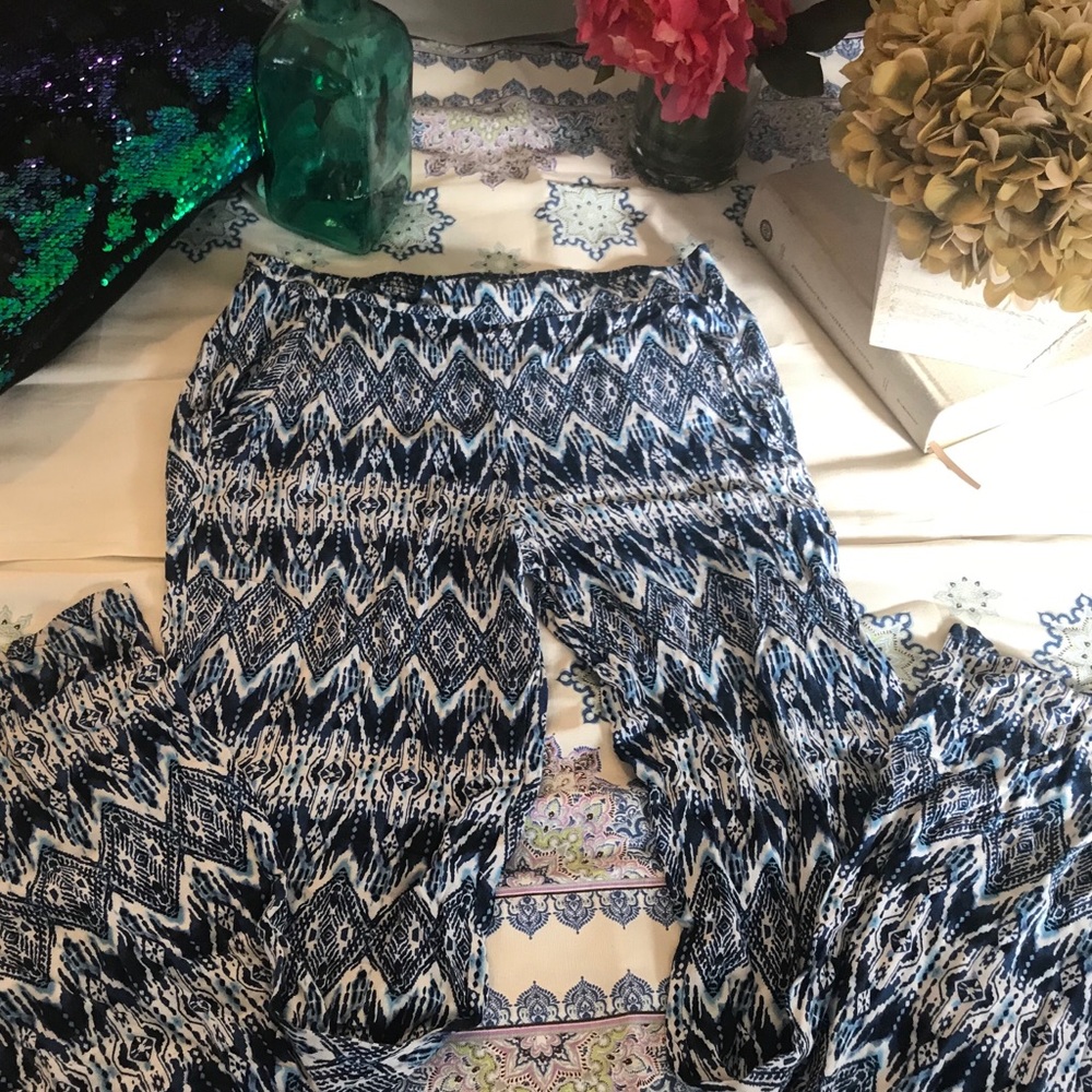 IZ Byer bohemian style pants